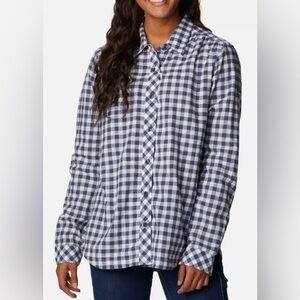 NEW Columbia Camp Henry Top Women’s SMALL cotton Button Up Blue White Plaid